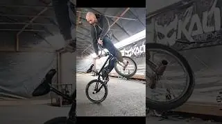 Backside Decade Flatland BMX. 