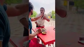 Aise dalalo se satark aur sawdhaan rahiye 