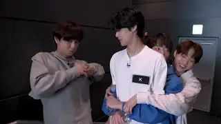 A cute K Nicholas EJ sandwich 🥰 | &team