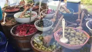 WARSAW'S BREAKFAST MARKET