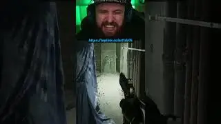 И как он там застрял? 🤣 