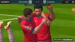 fifa oynayan velet