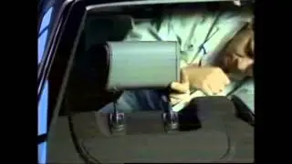 How to remove the front and rear headrests on a Mercedes-Benz W210