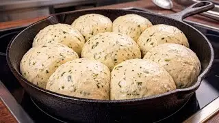 I haven't bought bread in a year! I make Garlic Cheese Bread at home every day! No oven, No knead!