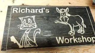 Homemade CNC Router Carving Vector Graphics