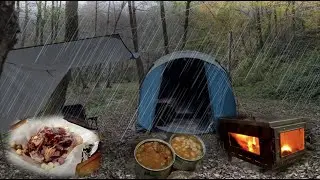 Yağmurda Sobalı Çadırda Kamp Yapmak | Orman Fırınında Dev Kuzu Eti