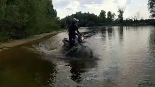 Переплываю Любеч))