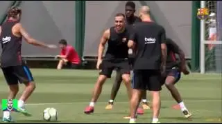 Neymar nutmeg Semedo