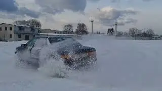 Audi 200 едем боком