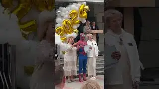 В Тольяттинской школе выпустился человек паук 🕷️