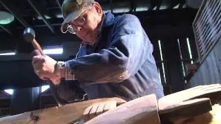 Harold Joe, Cowichan Carver, Totem Pole for M'akola Housing, Duncan BC