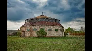Руины усадьбы, и Конюшня Устиновых