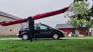 HOW TO TIE DOWN A KAYAK ON CAR'S ROOF RACK LIKE A PRO, NO SPECIAL GEAR