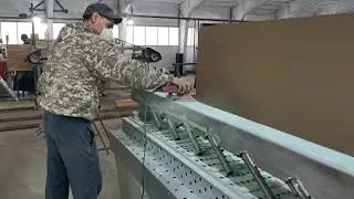 Экологический стол вытяжка для шлифовки металлических деталей лемтниц