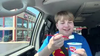 Trying the Superman Blizzard from Dairy Queen 