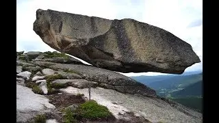 Висячий камень Ергаки