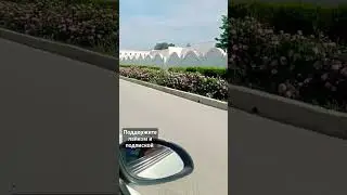 катаемся по городу,снимаю красивые места и старые постройки