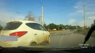 Первое ДТП за 12 лет владения авто , не виноват .