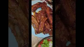 Смажені гострі реберця і бутерброди зі шпротами🥩🥗