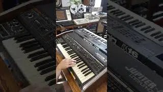 New Video Burnout track out today ! #videoburnout #jupiter8 #vintagesynths #polysix #samplesfrommars