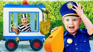 Oliver and Mom pretend to play Cops