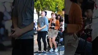 cewek cantik ini kesal 