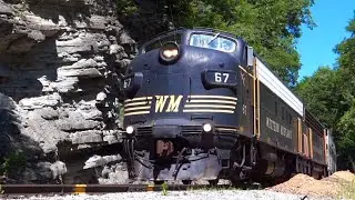 Nice RS5T on this Durbin & Greenbrier Valley FP7A