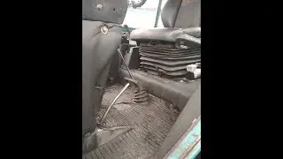 Тюнинг Салона Мтз. Шумовиброизоляция Поклейка кожзама Спорт Руль Ящик в кабину Пневмо сиденье