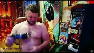 Озон решил вспомнить былое и выпил банку пива залпом за донат