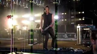 Nine Inch Nails - I'm Afraid of Americans HD (Live @ Santa Barbara Bowl 5/21/09)