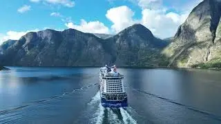 Celebrity Apex visits Flåm 2022