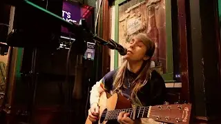 Emily Burgess - I've Got Your Back