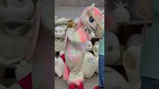 How put on a mascot Unicorn 🦄 