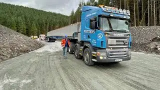 Whitten's Heavy Haulage &  33m Banagher Concrete  bridge beams