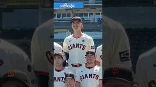 Mic’d Up: Team Photo Day Edition 🎤