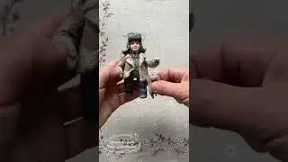 Работала не одна, а с помощником, который бесцеремонно вмешивался в творческий процесс!