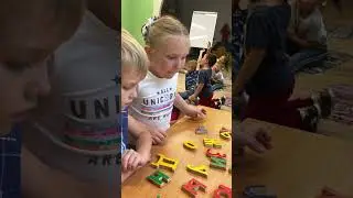 Для детей детского сада в библиотеке.