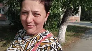У нас был ливень и град. Странный бигборд.