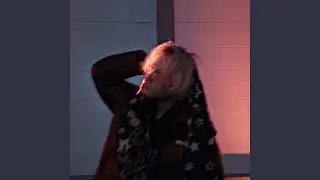 100