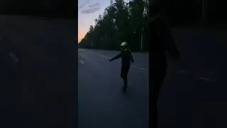 Мотолапка | мотодевушка с зелёными косичками | мототанцы | #сезон2022