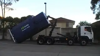 MEC/Isuzu Hook Lift