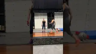 Gymnastics meets treadmill 😮