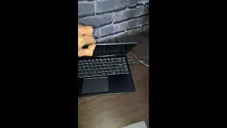 How to open a laptop using one hand only | #shorts #msi #apple