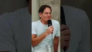 Bobbi Althoff Talks Tattoos With Mark Cuban😱 #shorts