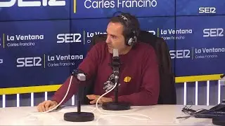 La imitación de Raúl Pérez | Núñez Feijóo, Robles y el presidente Sánchez cantan 'Bailar pegados''