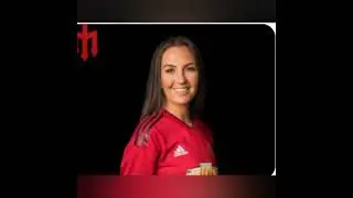 British Pakistani footballer sign u21 contract with man United women team#sportsnews