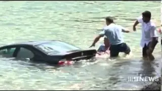 Incredible Moment Policemen Rescue Trapped Woman From Sinking BMW   Police Rescue Woman By Smashing