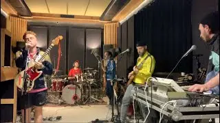 Athena - Parçalanıyoruz (Festtogether Evde 2020)