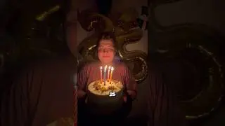 МНЕ СЕГОДНЯ 25 ЛЕТ 🥳 #shorts