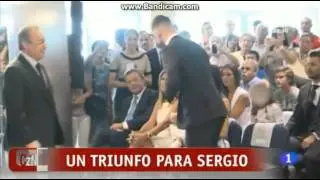Sergio Ramos arropado por Pilar Rubio y su hijo